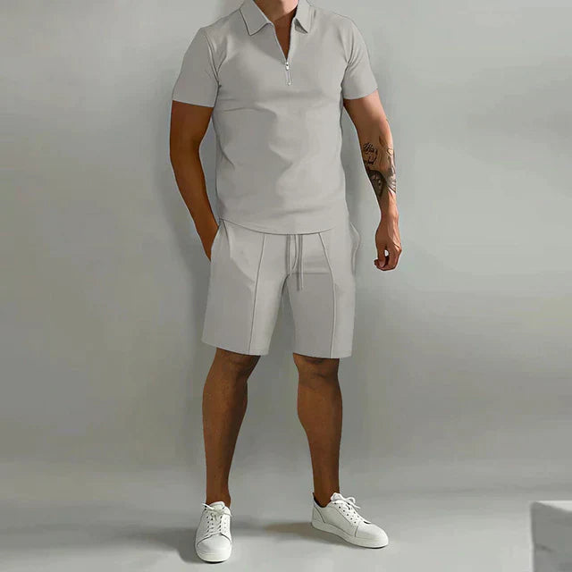 Herrset med piké och shorts – Slim Fit topp – Avslappnad passform – Andningsbar mix – Dragkedjekrage – Dragsko i midjan