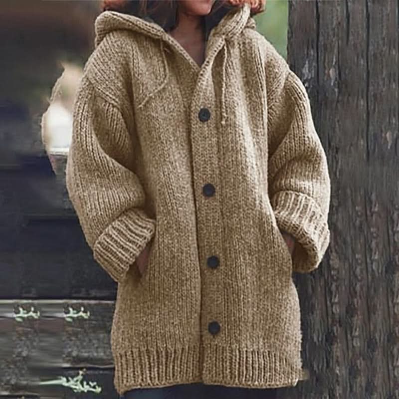 Damstickad kappa – Chunky stickad – Oversize passform – Huva och stora knappar