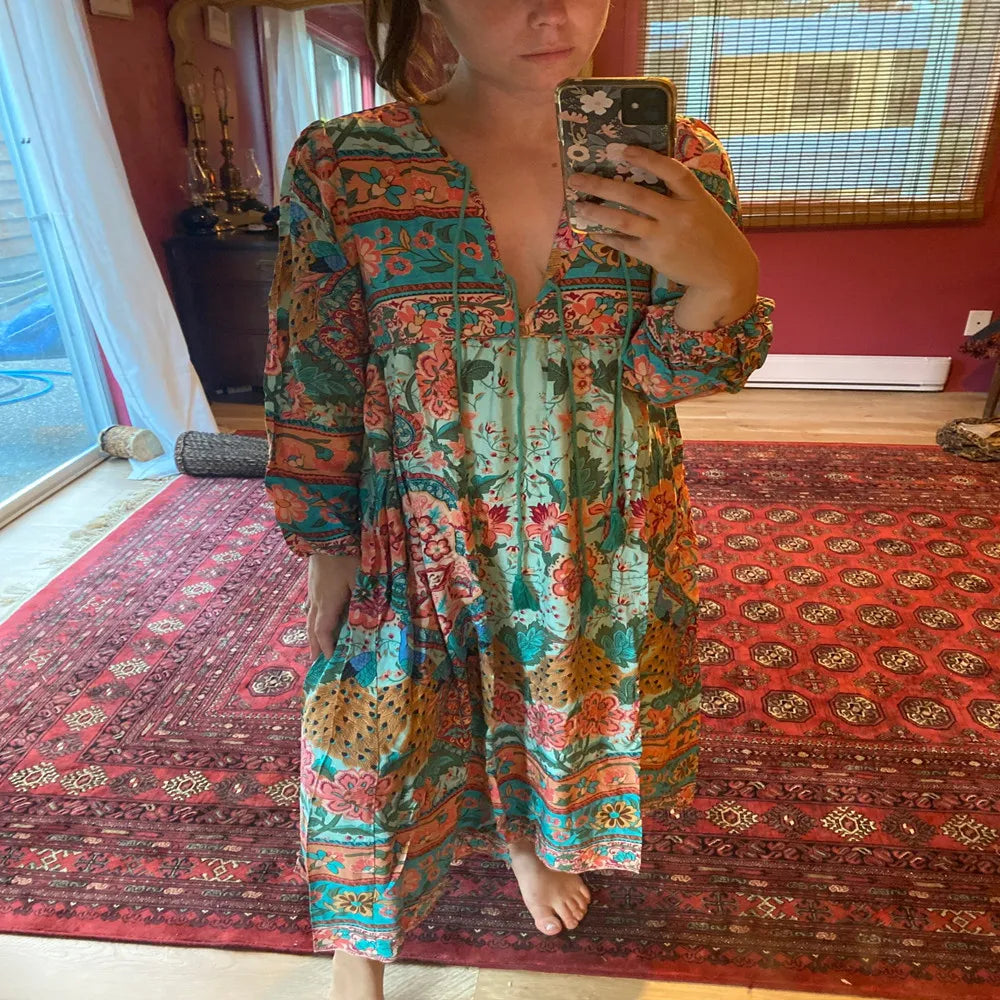 Chloe - Damklänning - Bohemiskt tryck - Långärmad - Midi-längd