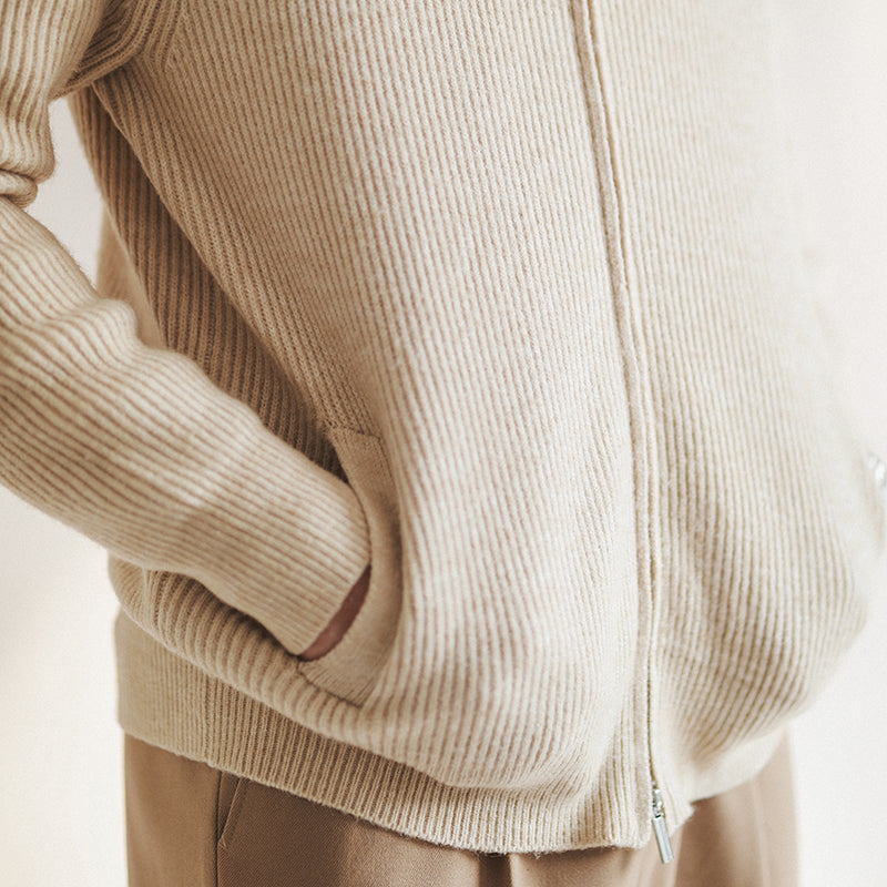 Herrkofta – Slim Fit i Ullblandning – Ribbstickad med Dragkedja och Hög Krage