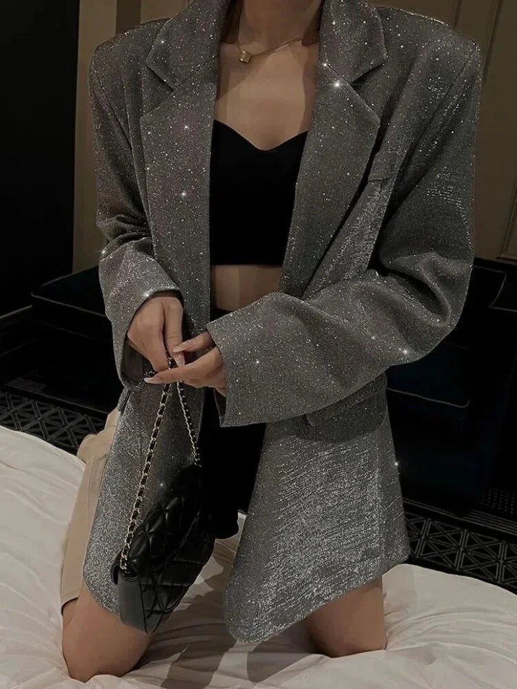 Dam Blazer – Oversize Passform – Glittrande Vävd Textur – Lång Modell – Enknäppt