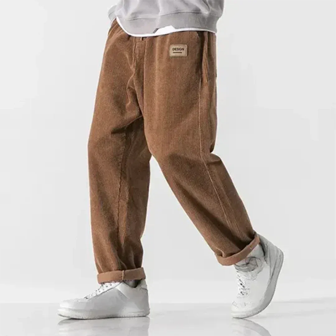 Herrbyxor – Oversized Passform – Ribbad Manchestertyg – Avslappnad Stil