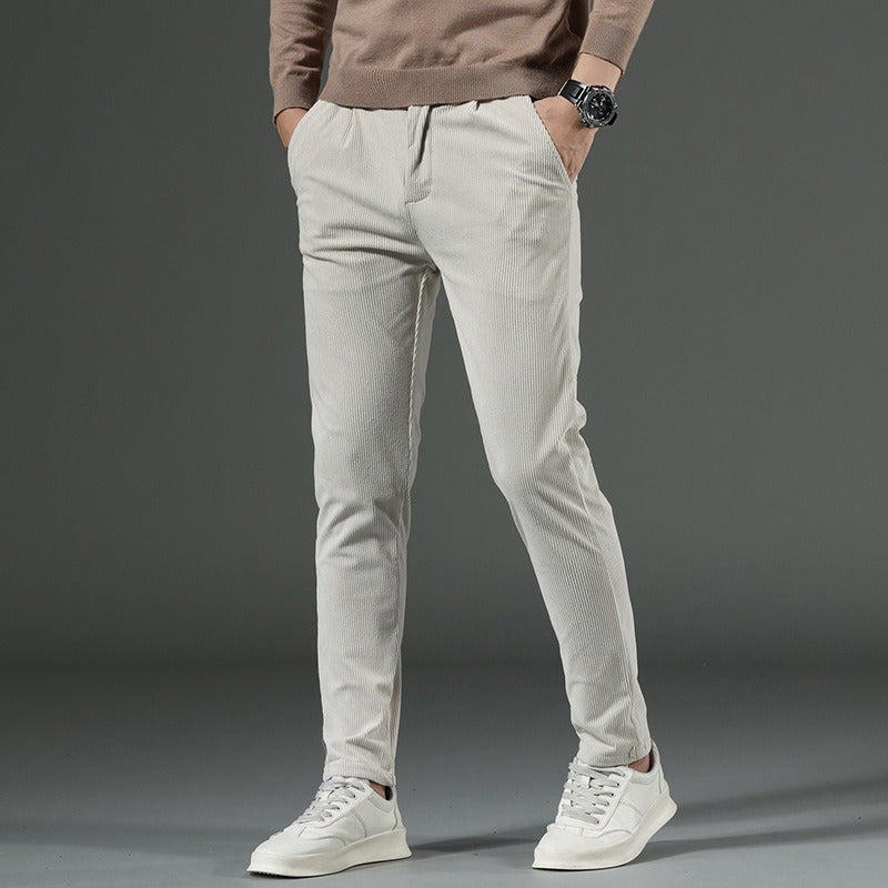 Herrbyxa – Slim Fit – Rak Passform – Manchestertyg – Ribbad Struktur – Hellång