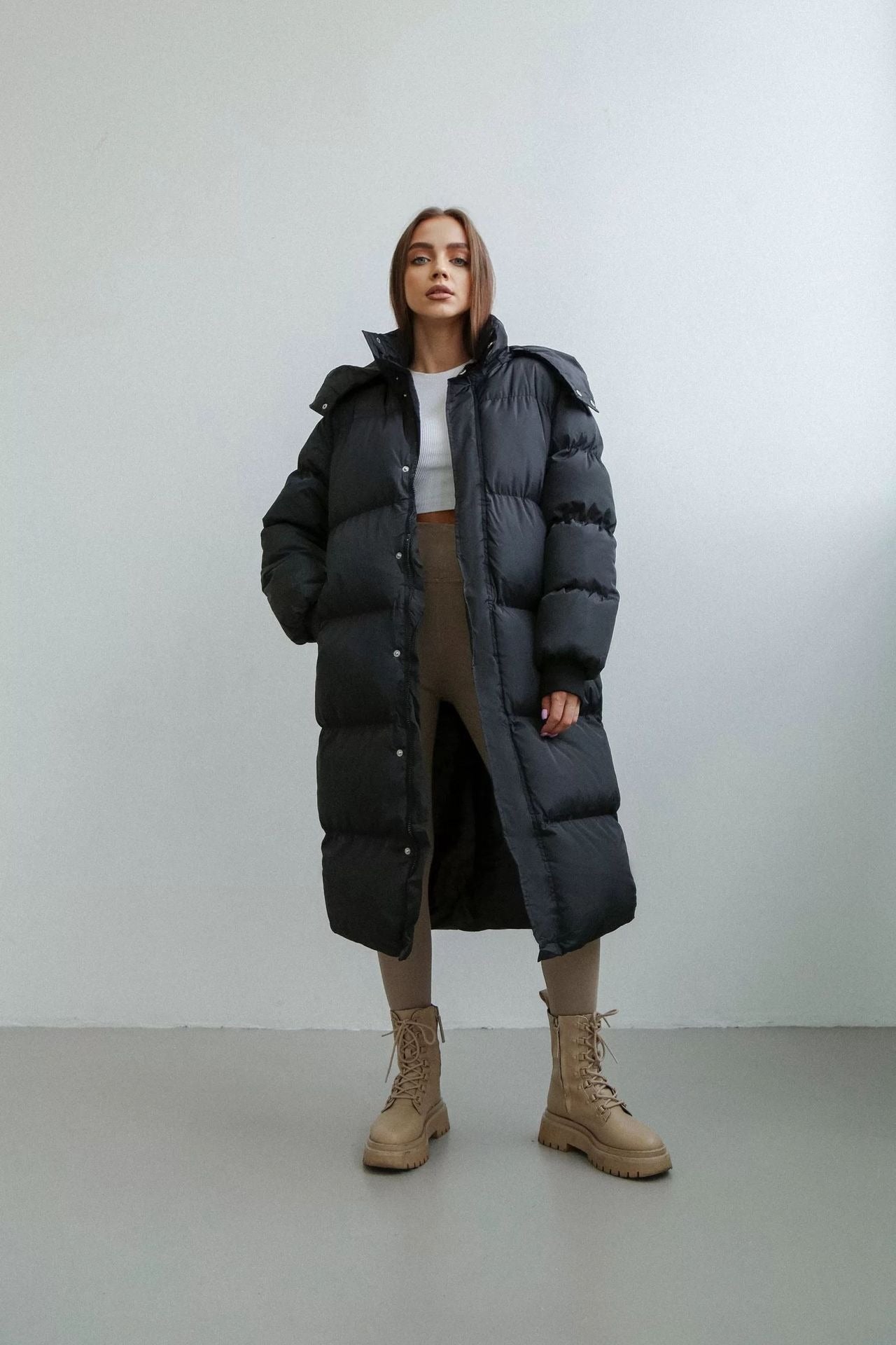Dam Lång Puffer Trenchcoat – Oversized Passform – Vadderad – Huva – Hög Krage – Hellång