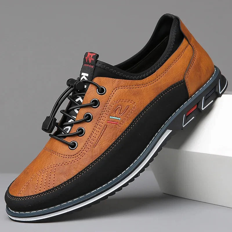 Herrskor Oxford – Lackläder – Smal Passform – Klassisk Snörning – Formell Stil
