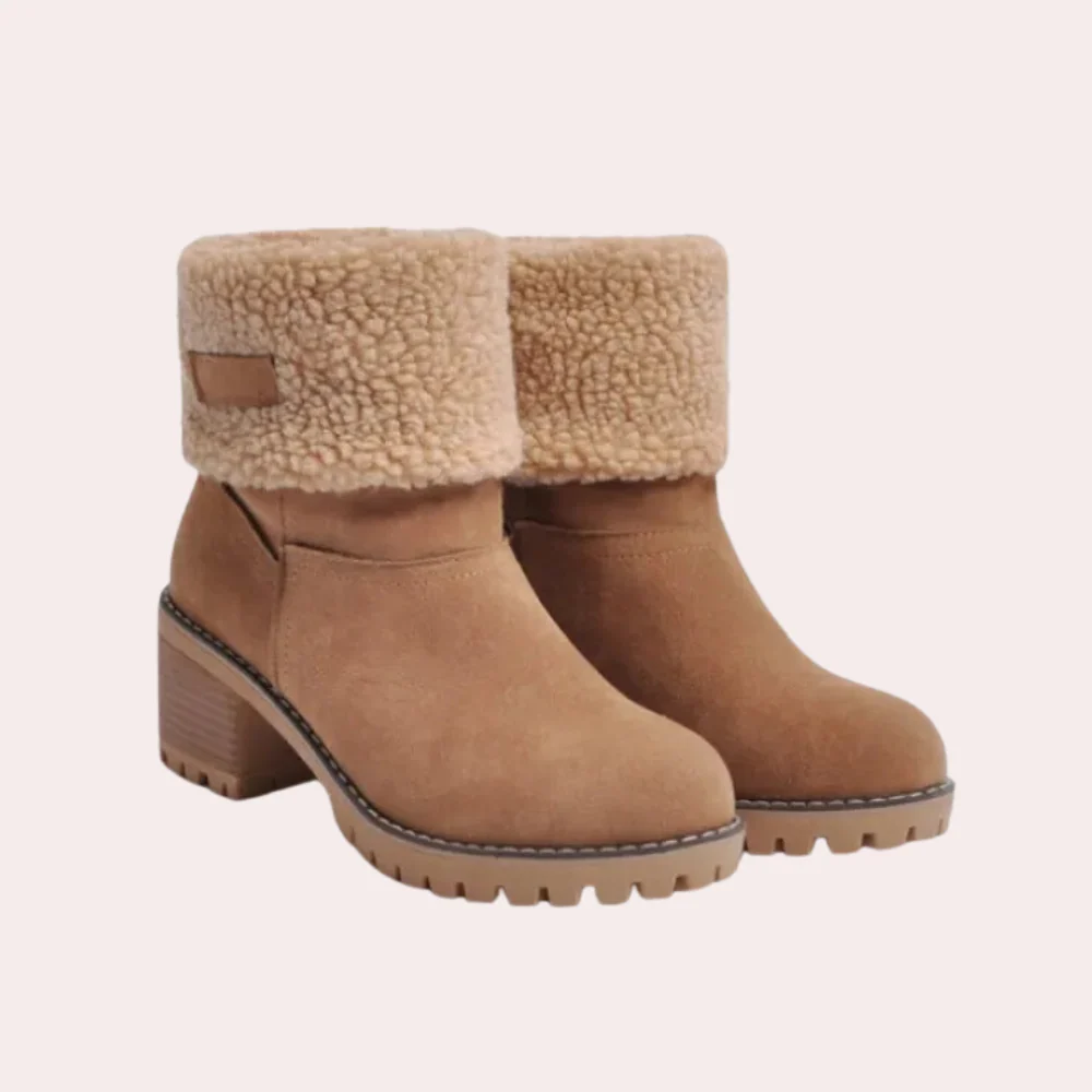 Dam Ankelboots – Suedetextur – Fårskinnsfoder – Vikbar Kant – Stabil Klack – Mönstrad Sula