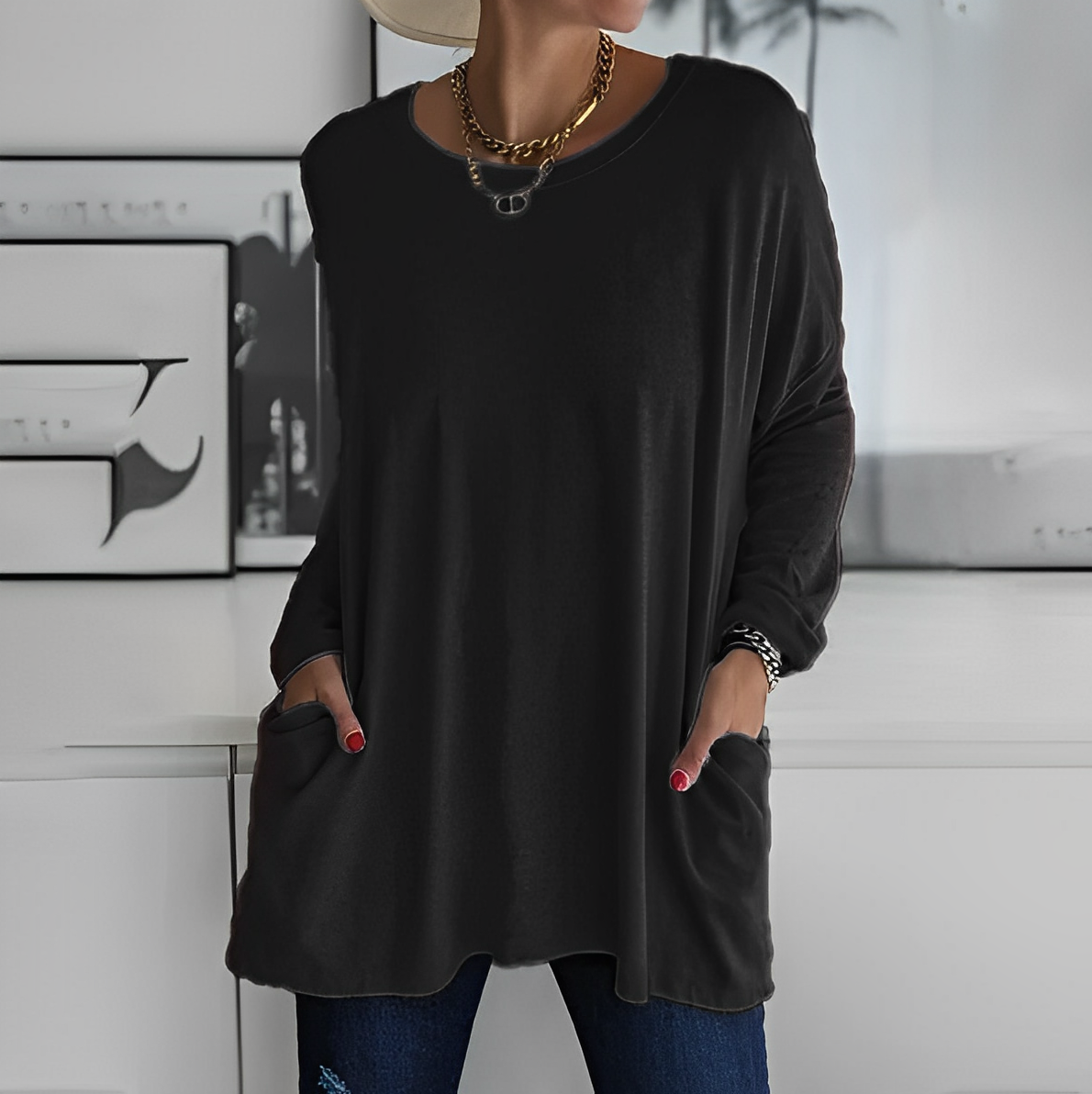 Dam Blus - Oversized Passform - Långärmad med Rund Hals - Bekväm och Andas