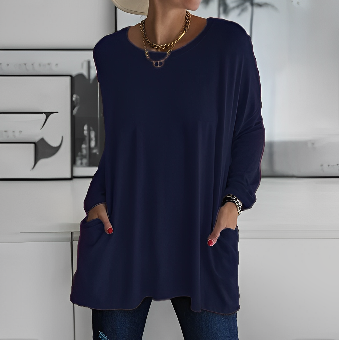 Dam Blus - Oversized Passform - Långärmad med Rund Hals - Bekväm och Andas