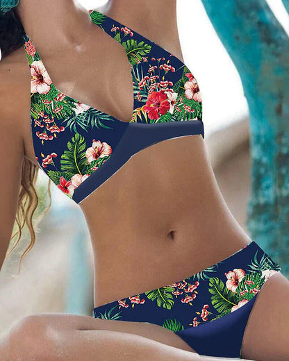 Dam Bikini Set – V-ringad Halterneck – Stretchig Passform – Blommigt Mönster