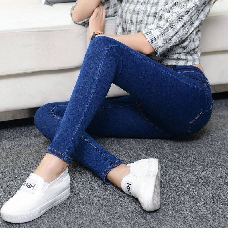 Dam Jeans – Hög Midja – Slim Fit – Stretch Denim – Hellång – Femficks Design