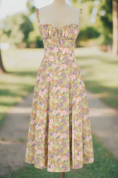 Klänning för dam - Vintage Stil - Midi Längd - Blommigt Mönster - Figurnära Liv & A-linje
