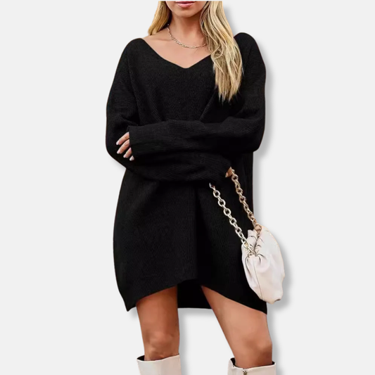 Damklänning – Ribbstickad – Oversized Passform – V-ringning – Lång Ärmar – Kort Modell