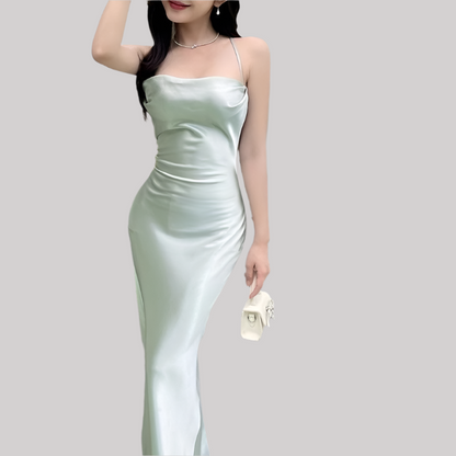 Elegant klänning med axelband för kvinnor - Rygglös design - Slim fit