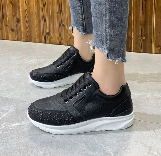 Dam sneakers – Texturerad syntet – Strassdetaljer – Låg modell – Snörning