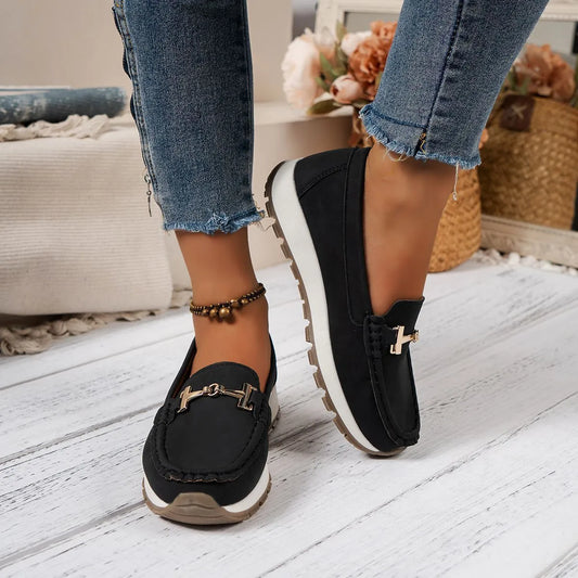 Damloafers - Slip-On - Låg klack - Metalldetalj - Komfortskor för vardagsbruk