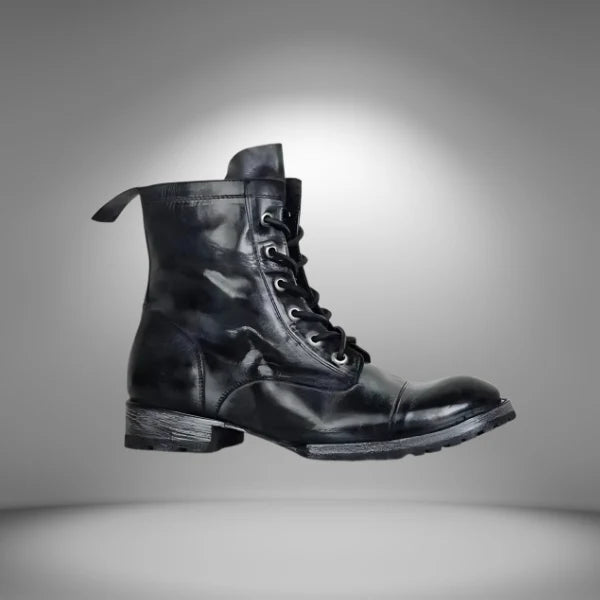 Damkängor – Skinn – Snäv Passform – Snörning – Kapptå – Grov Sula