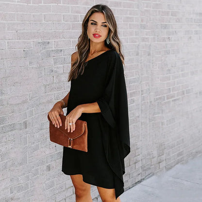 Damklänning med en axel - Elegant asymmetrisk sommaroutfit
