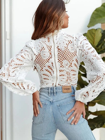 Dam Blus - Elegant Spets - Hög Hals - Långärmad med Broderade Detaljer