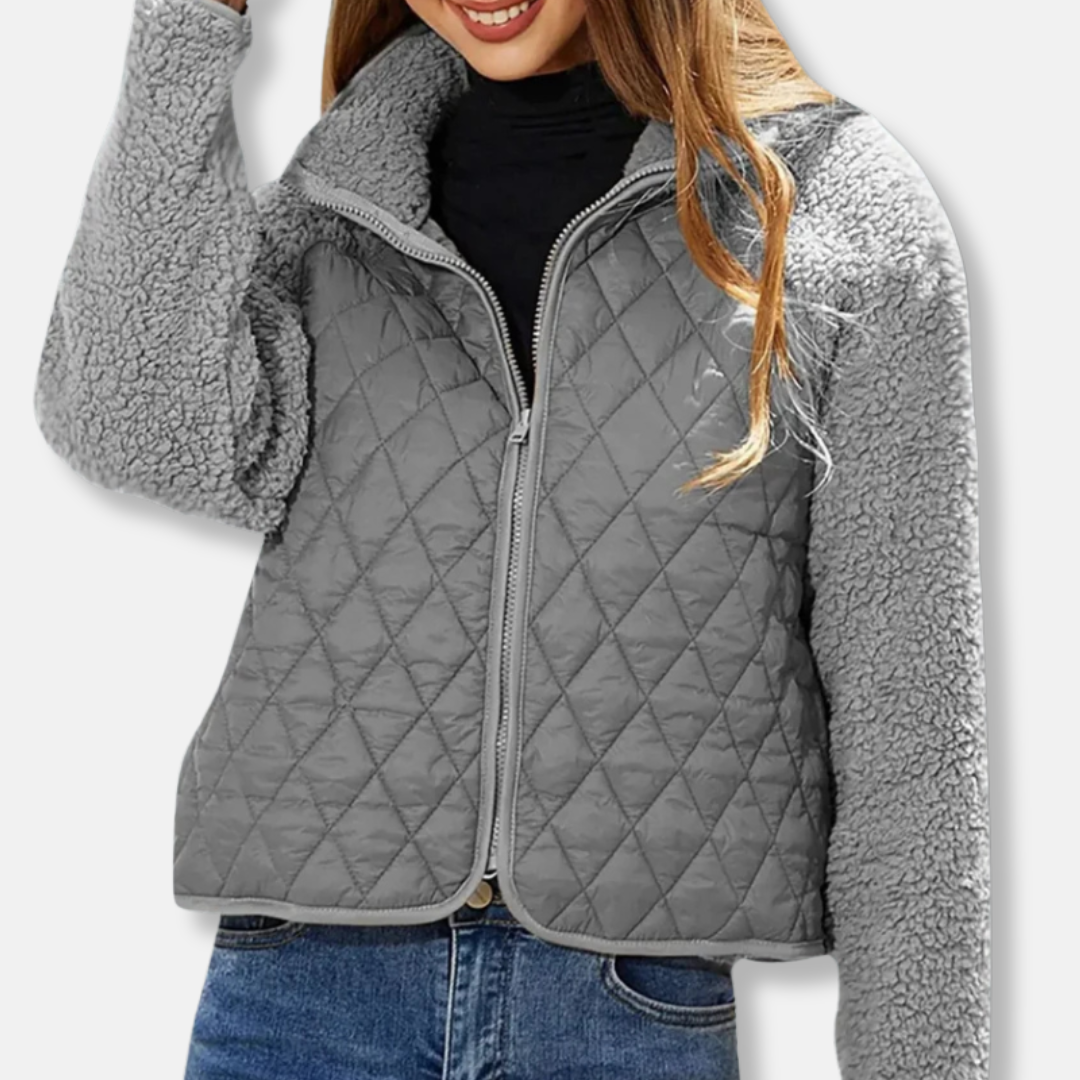Damjacka – Quiltad med Sherpaärmar – Avslappnad Passform – Kort Skuren med Krage