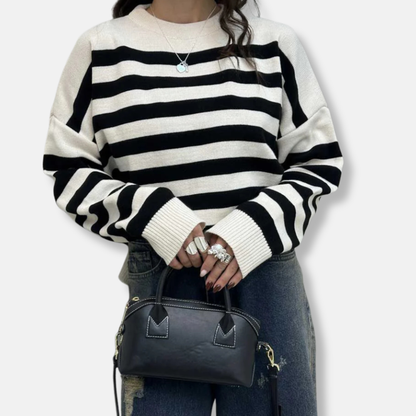 Damtröja – Lös Passform – Randigt Stickat Tyg – Ribbad Rund Hals och Muddar