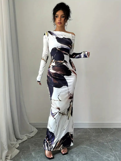 Dam Maxiklänning – Figurnära Passform – Off Shoulder – Långa Ärmar – Mönstrad Design