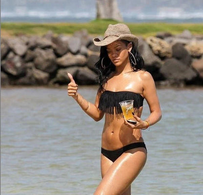 Dam Bikini Set – Bandeau Topp – Fransdetalj – Låg Midja – Utskurna Sidor