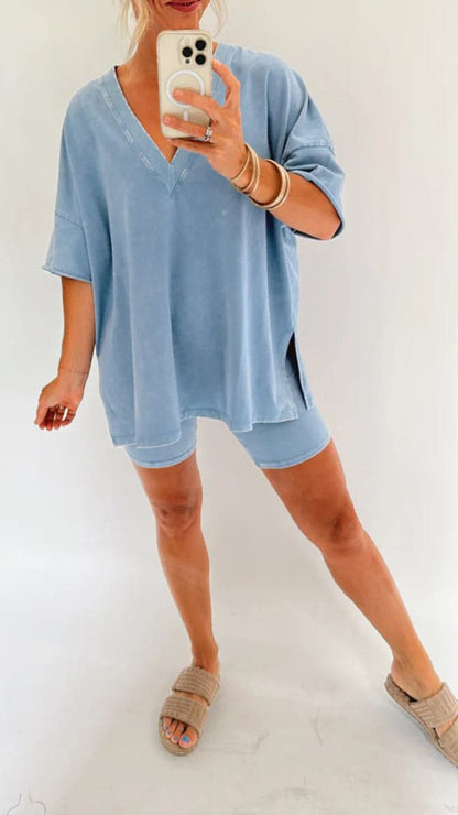 Dam T-shirt Oversized – V-ringning – Kortärmad – Cykelshorts Set – Bekväm Passform