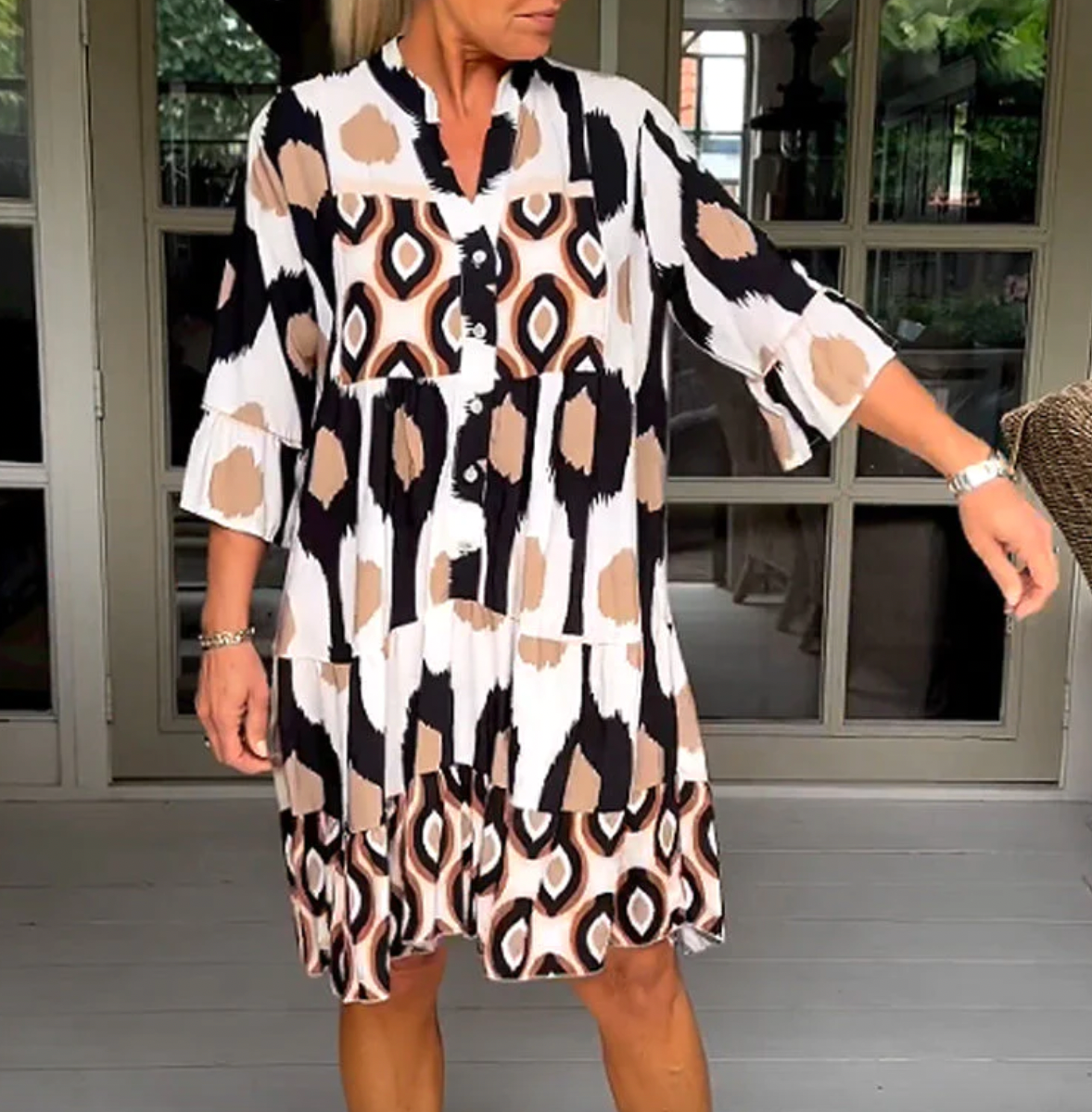 Damklänning - A-linjeformad Passform - 3/4-Ärmar - Knälång - Rund Hals