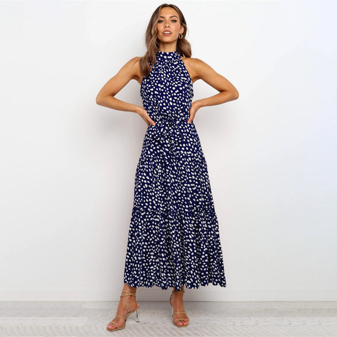 Dam Klänning - Halterneck Polka Dot - Figursydd Midja - Flödande Midi Modell