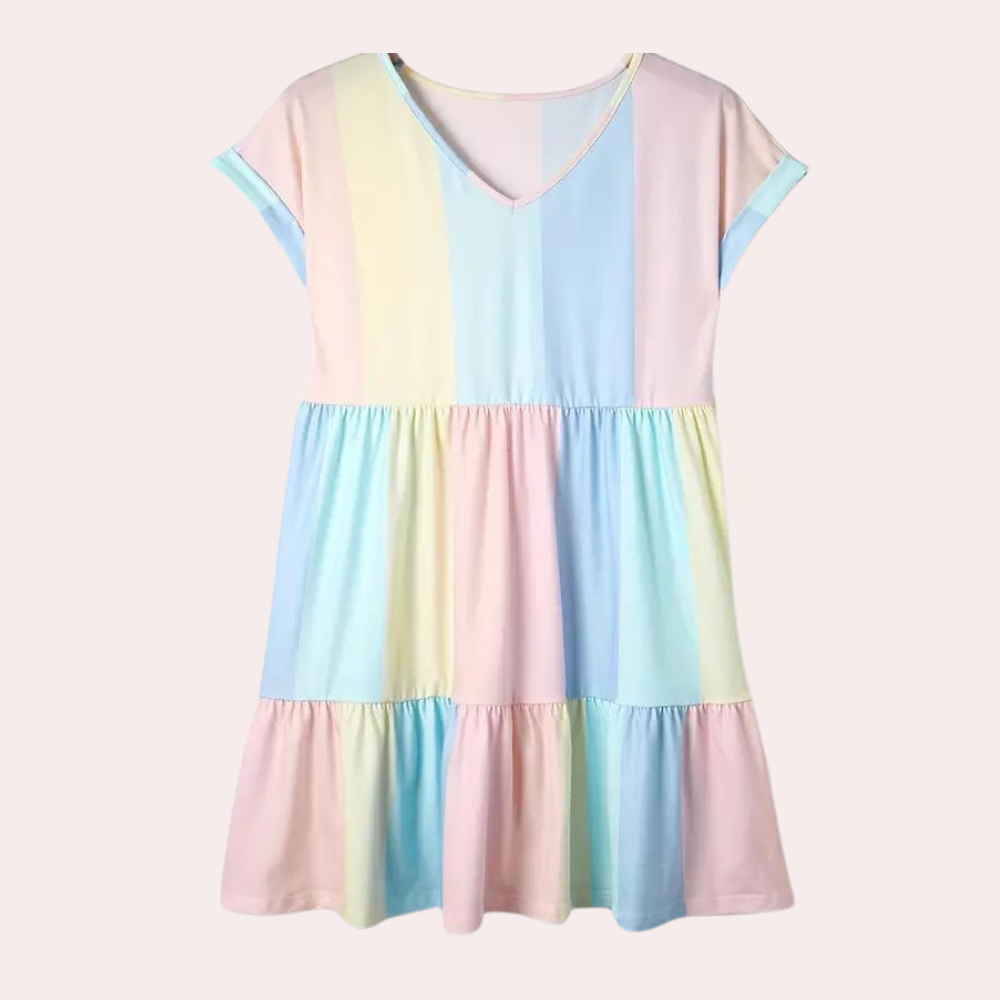 Damklänning – V-ringning – Lös Passform – Kort Ärm – Avslappnad och Bekväm Stil