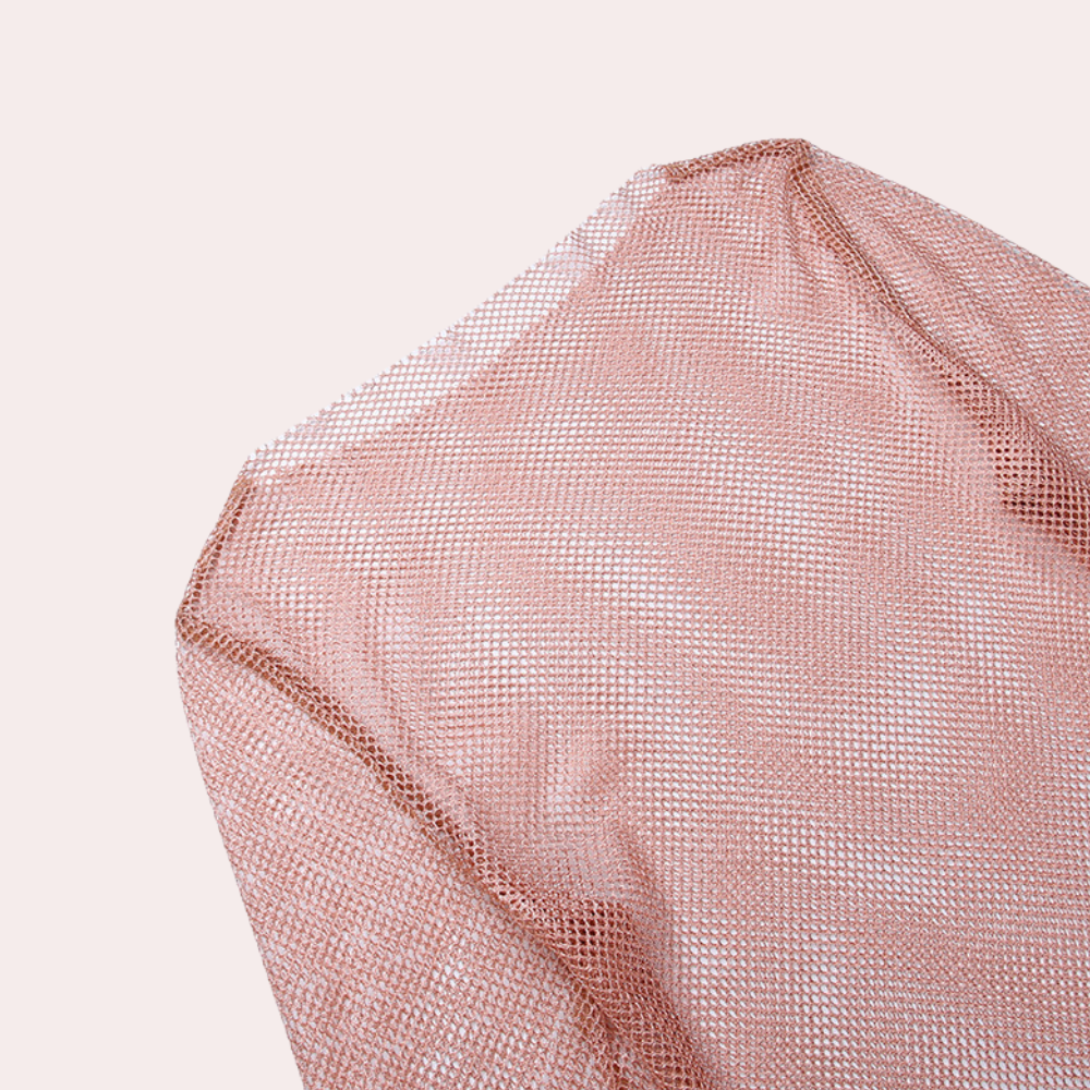 Dams Klänning – Transparent Mesh – Prickigt Mönster – Fjäderdetaljer – Figurnära Mini