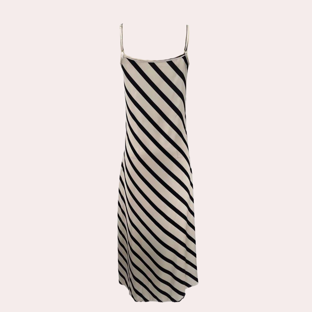 Dam Klänning – Lång Slipmodell – Diagonala Ränder – Spagettiband – Elegant Passform