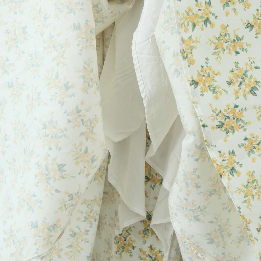 Damklänning - V-ringad A-linje Modell - Figursydd Livdel - Lätt och Elegant Passform