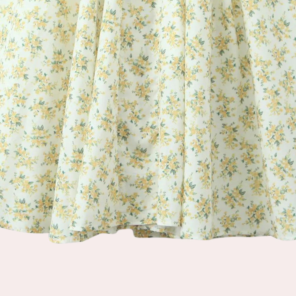 Damklänning - V-ringad A-linje Modell - Figursydd Livdel - Lätt och Elegant Passform