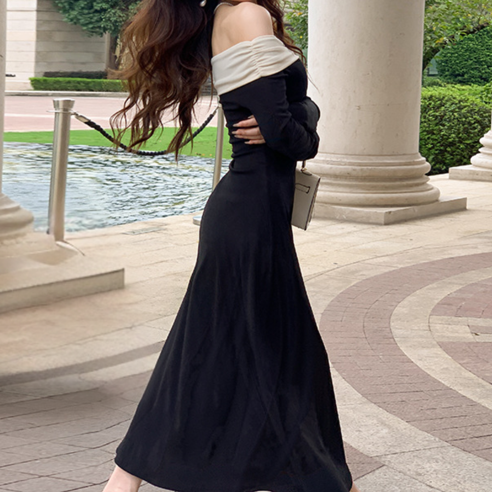 Damklänning Off-Shoulder – Hellång – Figurnära Passform – Långa Ärmar – Elegant Design