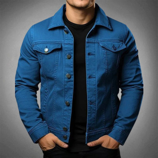 Herrjacka i denim – Slim fit – Knäppning med metallknappar – Två bröstfickor