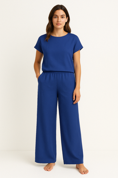 Damset – Avslappnad Passform – Kortärmad Topp med Rund Hals – Vida Byxor i Mjuk Trikå