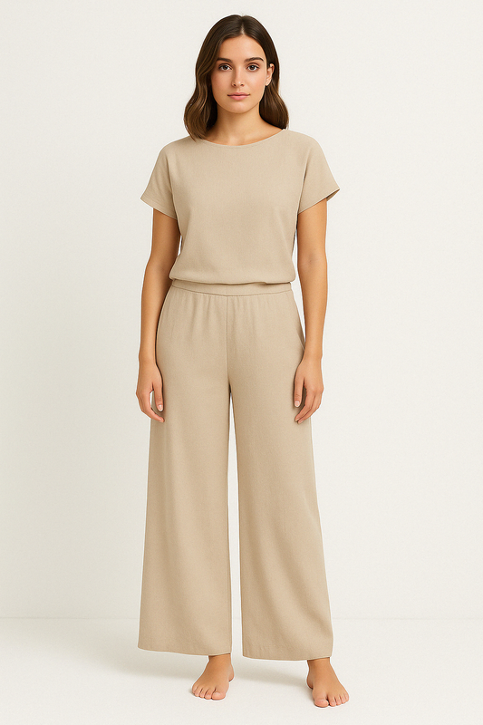 Damset – Avslappnad Passform – Kortärmad Topp med Rund Hals – Vida Byxor i Mjuk Trikå