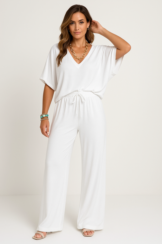 Dam Lounge Set – V-ringad Oversized Topp – Vida Byxor – Justerbar Midja – Mjuk Bomull