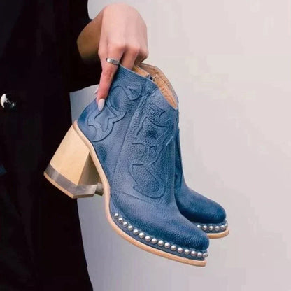 Damstövletter – Broderade i Läder – Blockklack – Sidodragkedja – Nitar