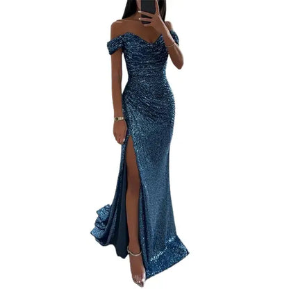 Kvinnors aftonklänning - Paljettdekorerad - Off-shoulder - Figurnära med hög slits
