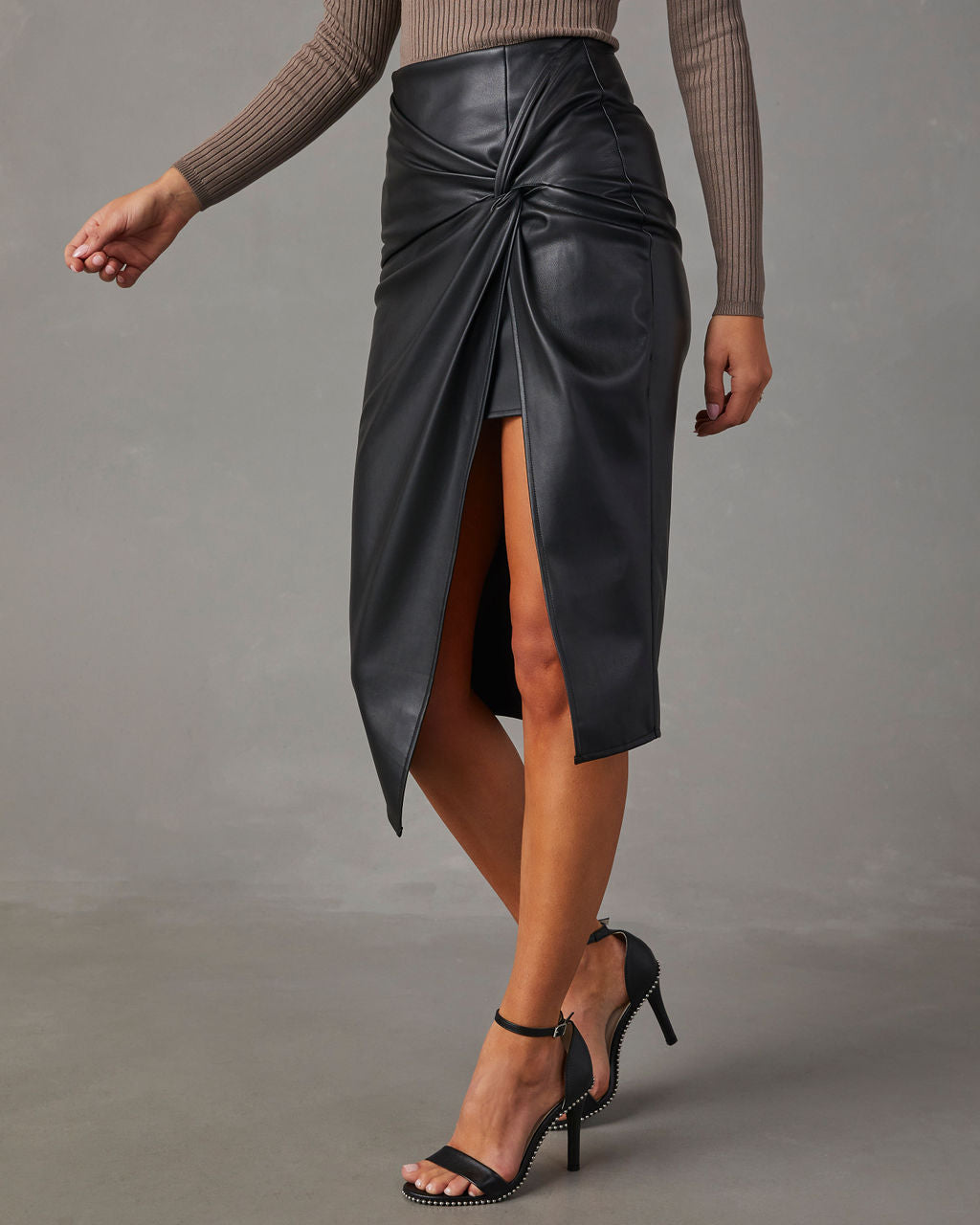 Damkjol Pennmodell – Slim Fit – Skinnlook – Draperad Midja – Slits – Midilängd