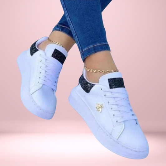 Dam Sneakers - Låga Skor - Bekväm Gummisula - Snörning - Stilren Design