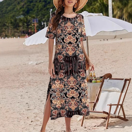 Damklänning maxi – avslappnad passform – blommigt tryck – luftigt material – slitsar