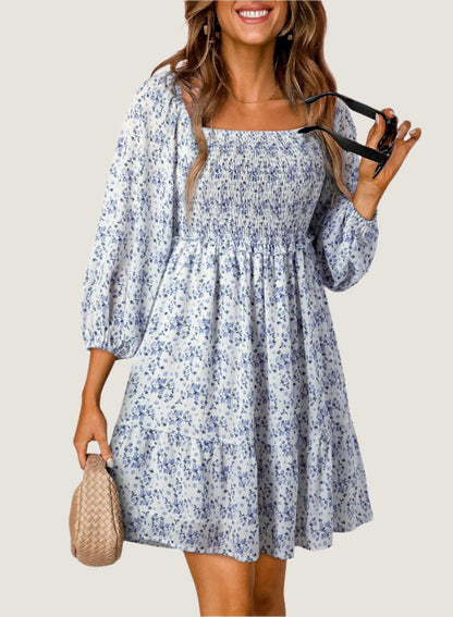 Damklänning – A-linjeformad – Kort ärm – U-ringning – Smockliv – Blommigt mönster