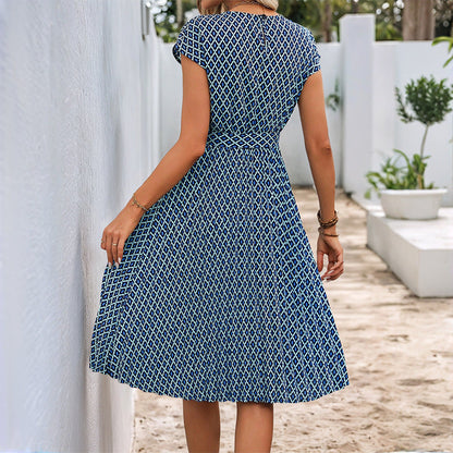 Damklänning – Midilängd – Avslappnad Passform – Knytmidja – Andningsbart Tyg – Grafiskt Mönster