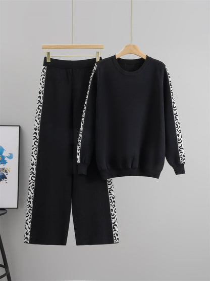 Damset – Stickad tvådelad kostym – Lös passform – Rundhalsad tröja – Vida byxor