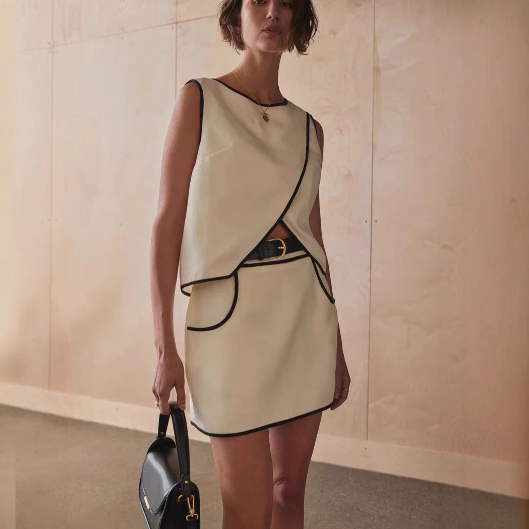 Damset med västtop och minikjol – Silkeslen – Avslappnad passform – Pipingdetaljer