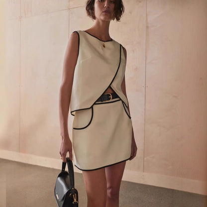 Damset med västtop och minikjol – Silkeslen – Avslappnad passform – Pipingdetaljer