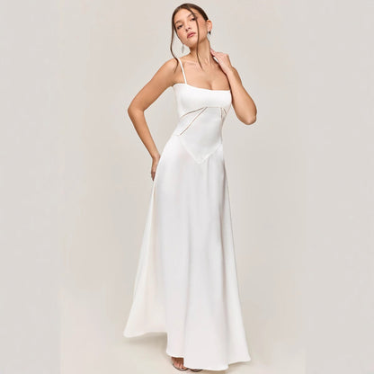 Damklänning – Slim Fit – A-linjeformad – Spagettiband – Spetsdetaljer – Midi